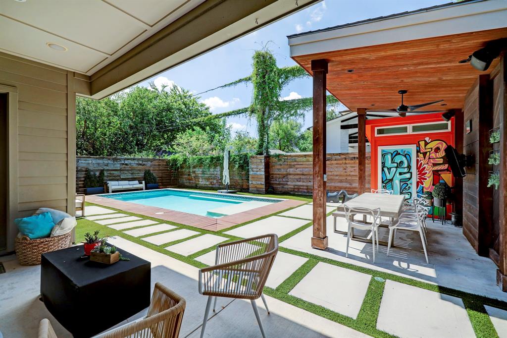 1431 Gardenia Drive, Houston, Texas image 4