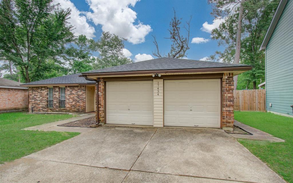 17434 Jolly Boat Drive, Crosby, Texas image 4