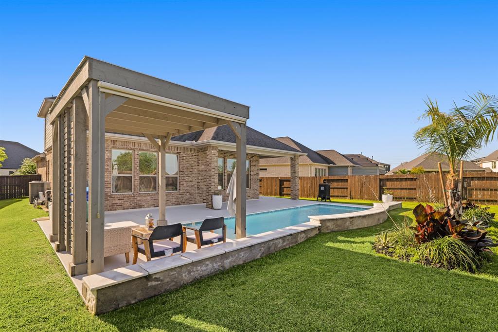 29510 Enchanted Breeze Lane
