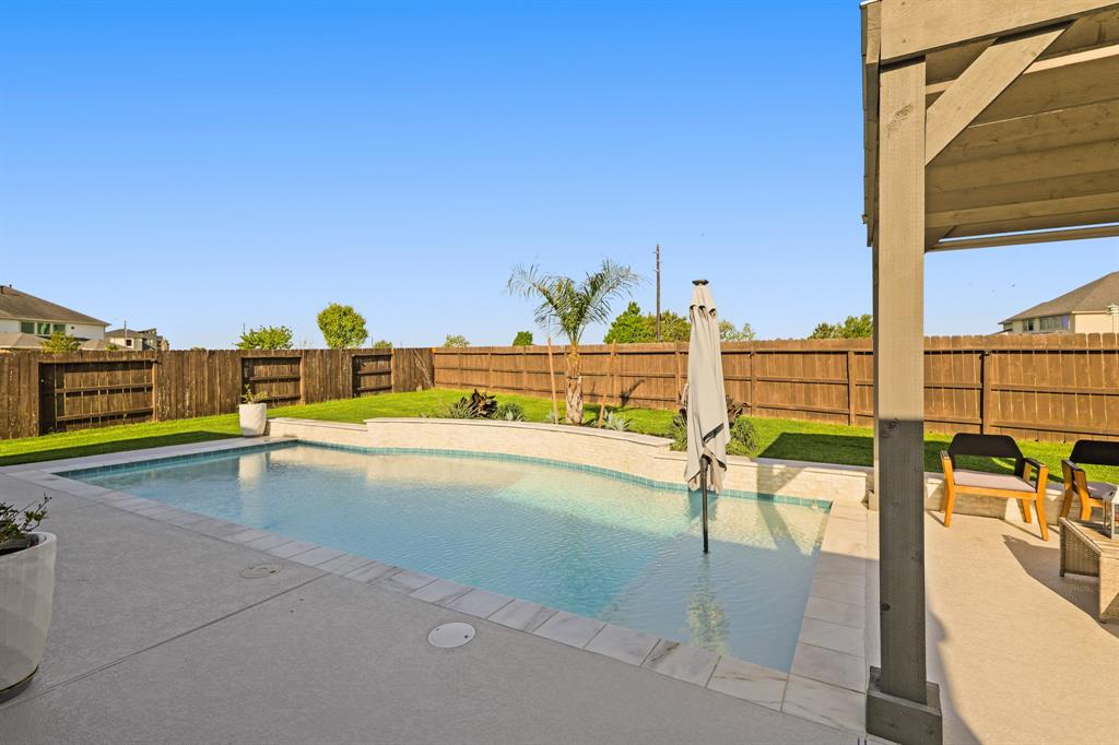 29510 Enchanted Breeze Lane