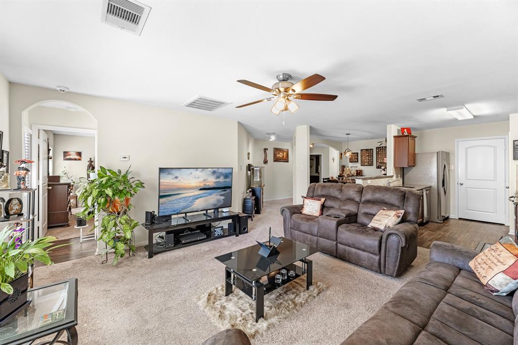 531 Douro Drive, Crosby, Texas image 8