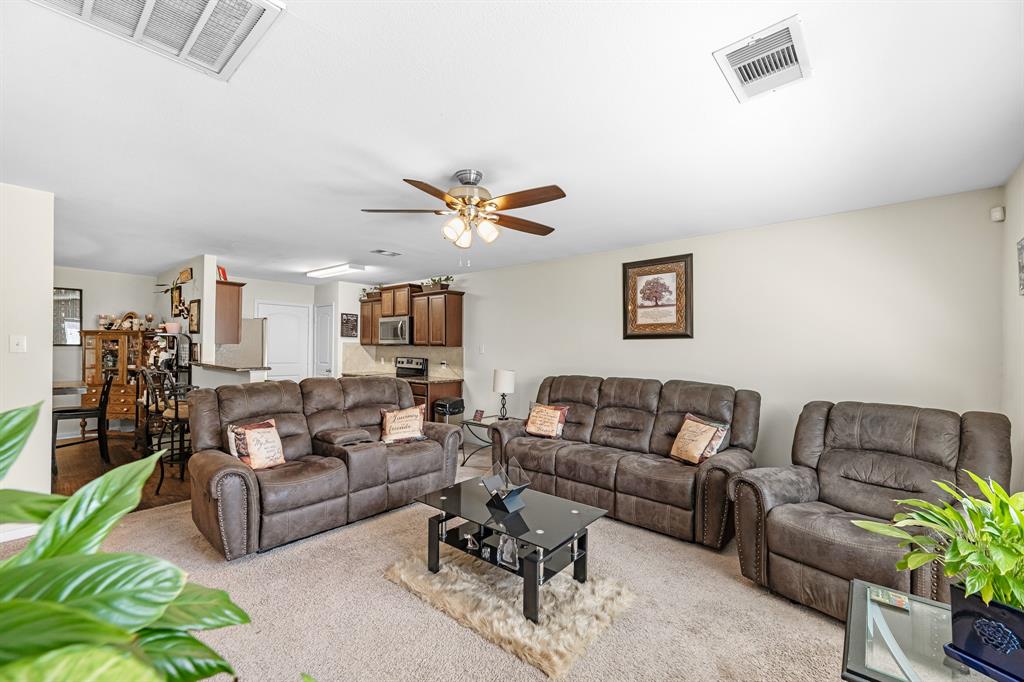 531 Douro Drive, Crosby, Texas image 7