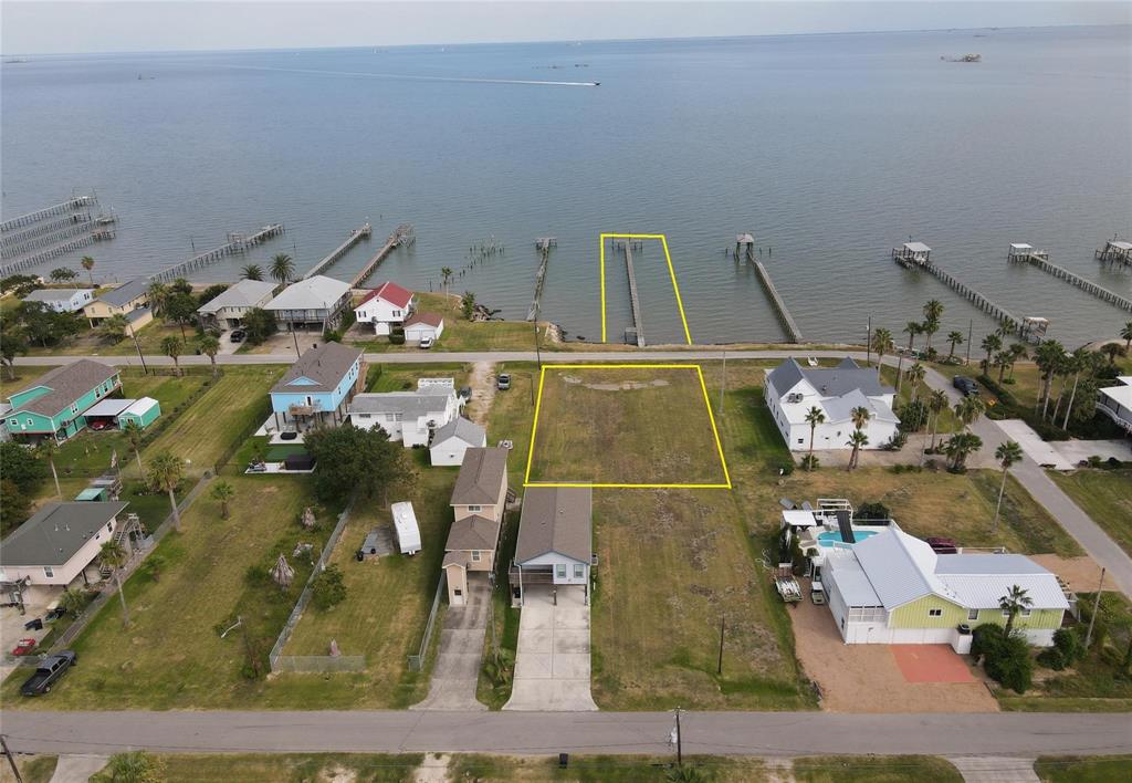 1238 7th Street, San Leon, Texas image 2