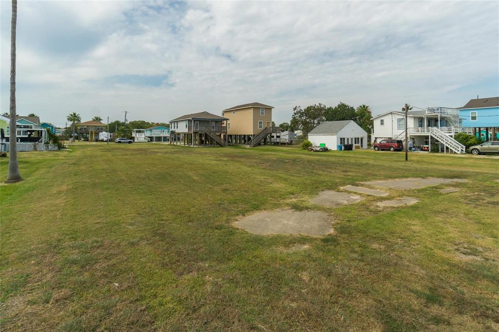 1238 7th Street, San Leon, Texas image 9