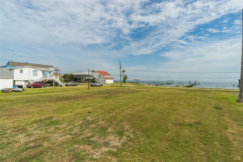 1238 7th Street, San Leon, Texas image 5