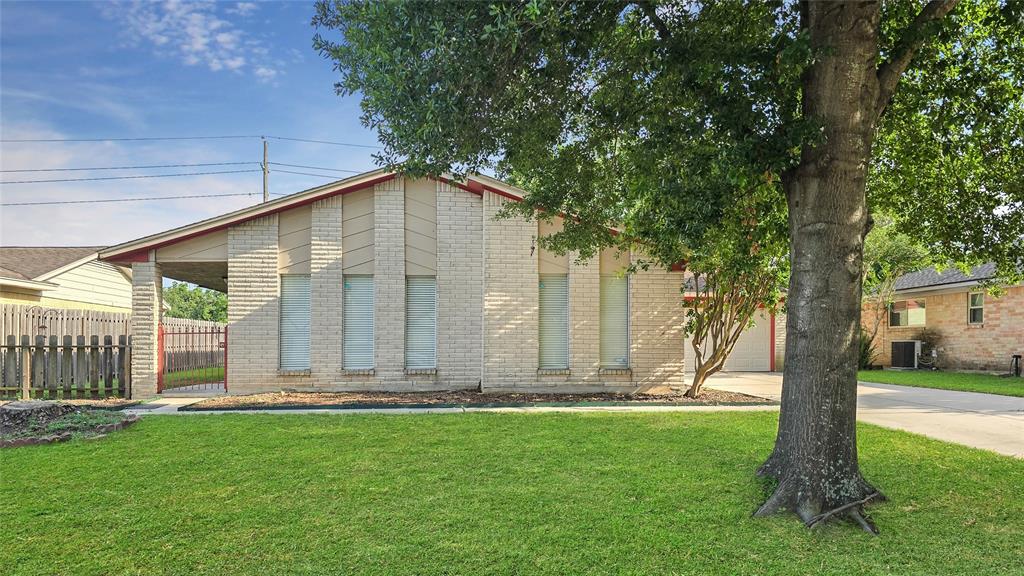 Photo 1 of 40 of 10215 Windriver Drive house