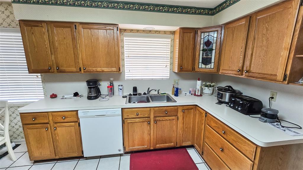 Photo 4 of 40 of 10215 Windriver Drive house