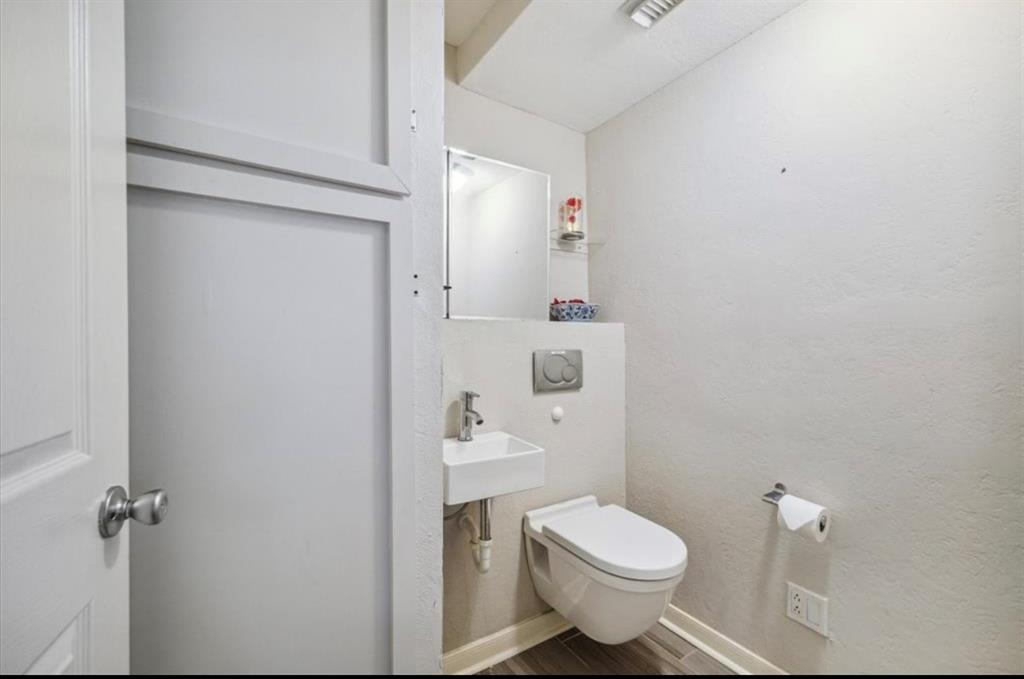 16120 Stuebner Airline Road #102, Spring, Texas image 14