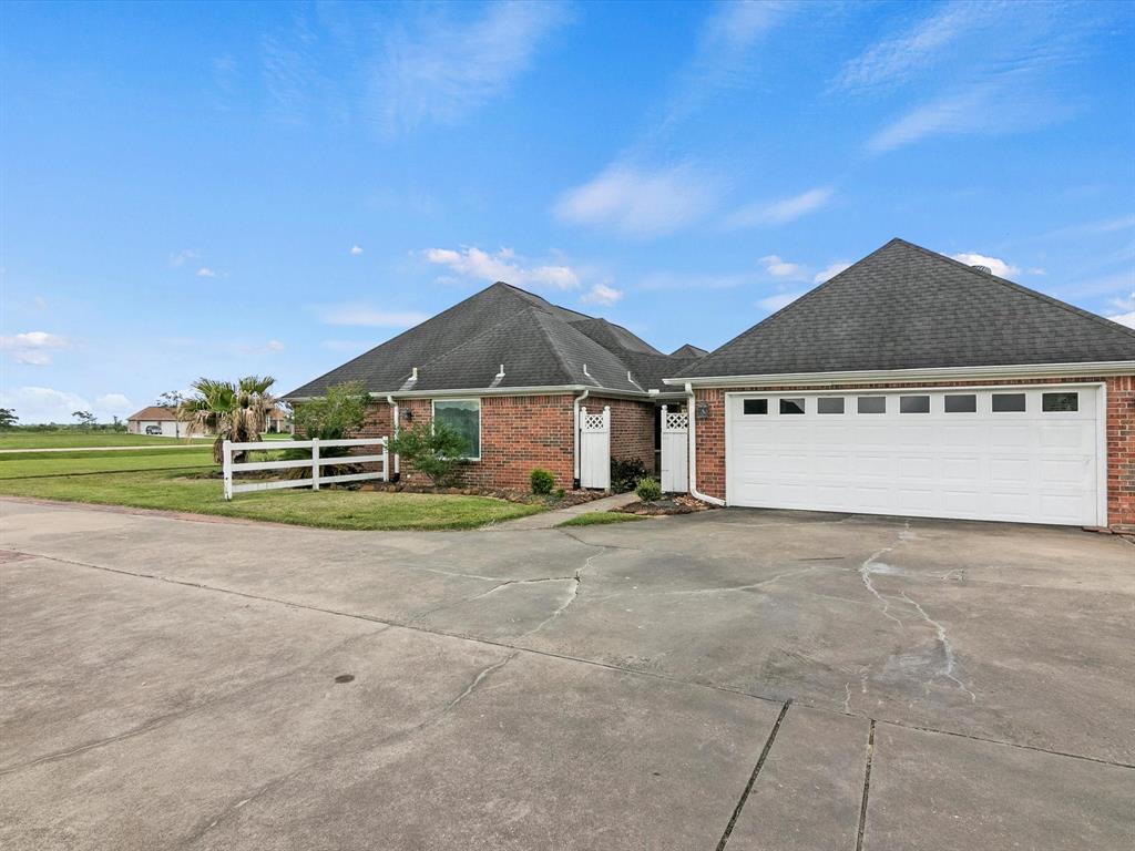 8275 Anastasia Avenue, Beaumont, Texas image 3