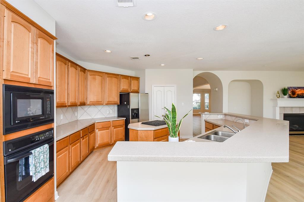 6010 E Brook Court, Sugar Land, Texas image 24