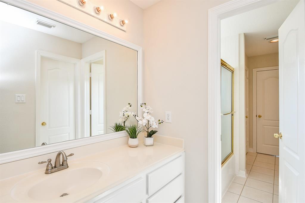 6010 E Brook Court, Sugar Land, Texas image 40