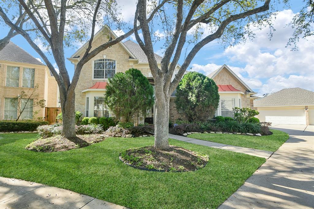 6010 E Brook Court, Sugar Land, Texas image 1