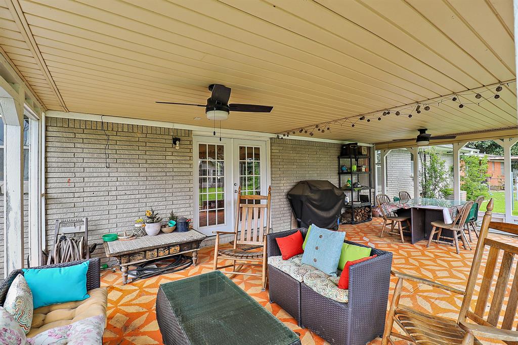 137 Ogden Road, Winnie, Texas image 27