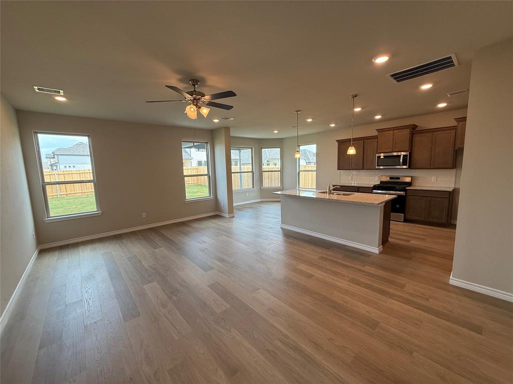6201 Trado Drive, College Station, Texas image 3