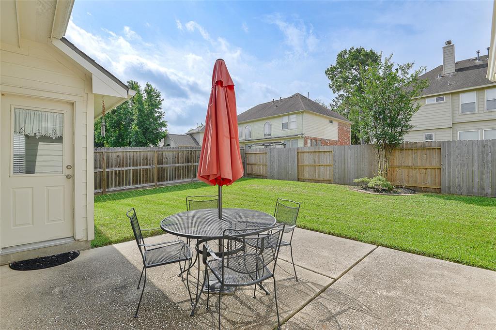 8810 Sailing Drive, Humble, Texas image 33