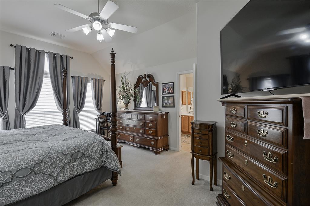 8810 Sailing Drive, Humble, Texas image 21