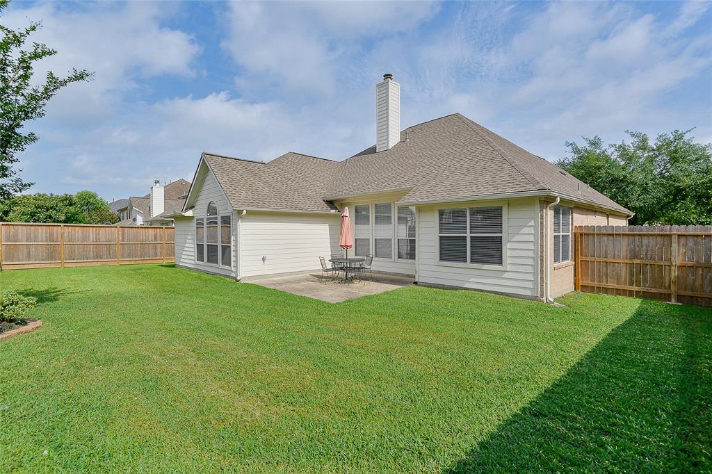 8810 Sailing Drive, Humble, Texas image 34