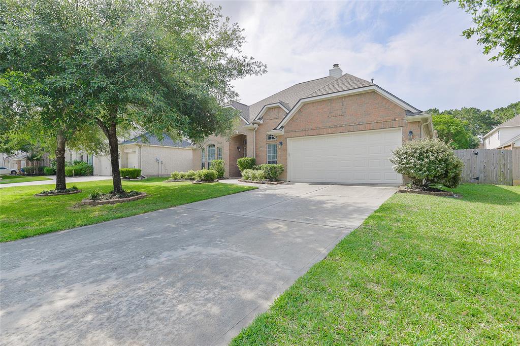 8810 Sailing Drive, Humble, Texas image 3