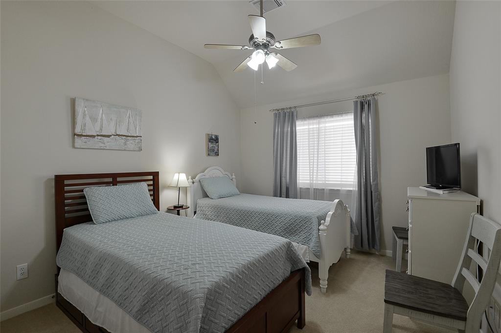 8810 Sailing Drive, Humble, Texas image 28