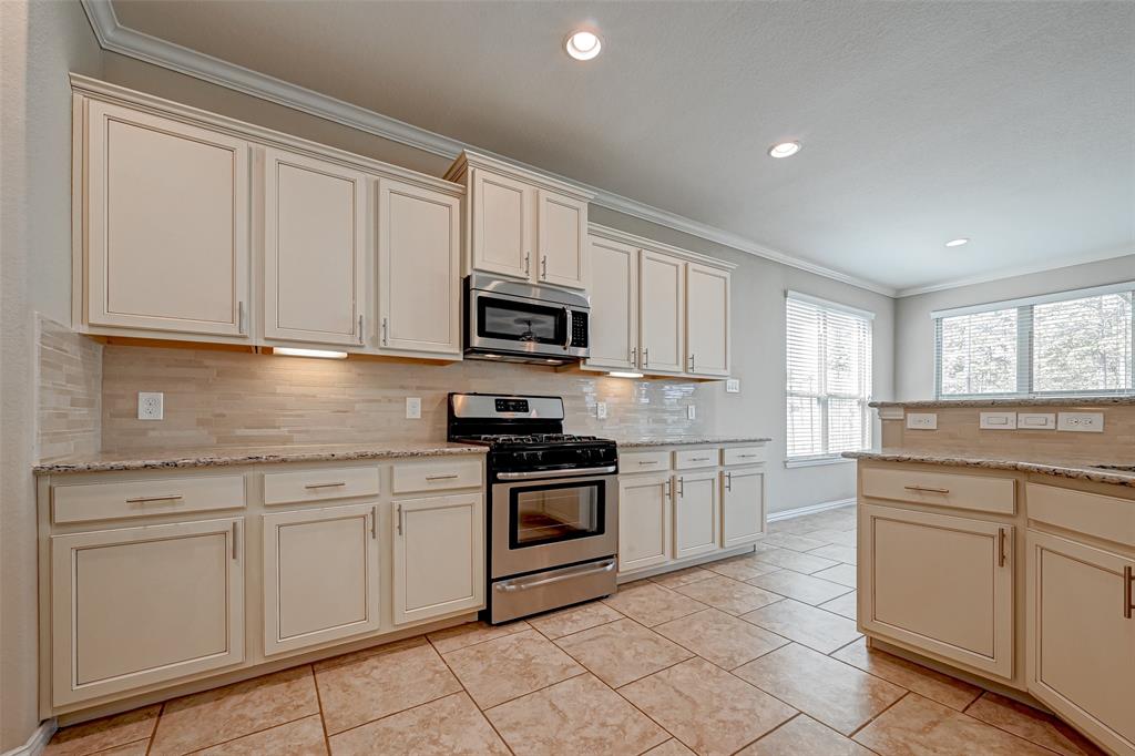 16131 Fairway Creek Circle, Crosby, Texas image 14