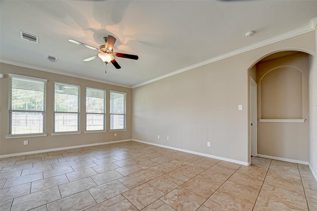 16131 Fairway Creek Circle, Crosby, Texas image 12