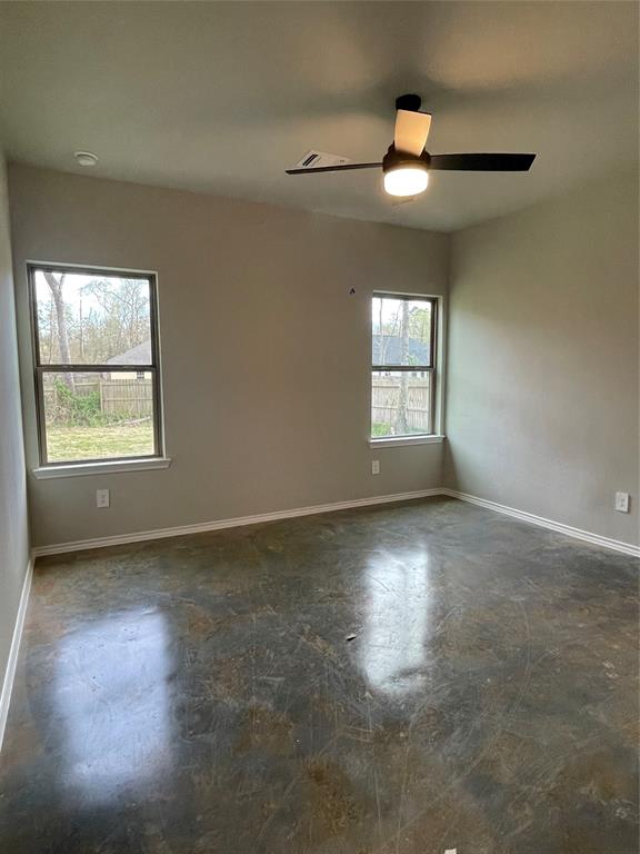 116 Indian Creek Circle, Willis, Texas image 14