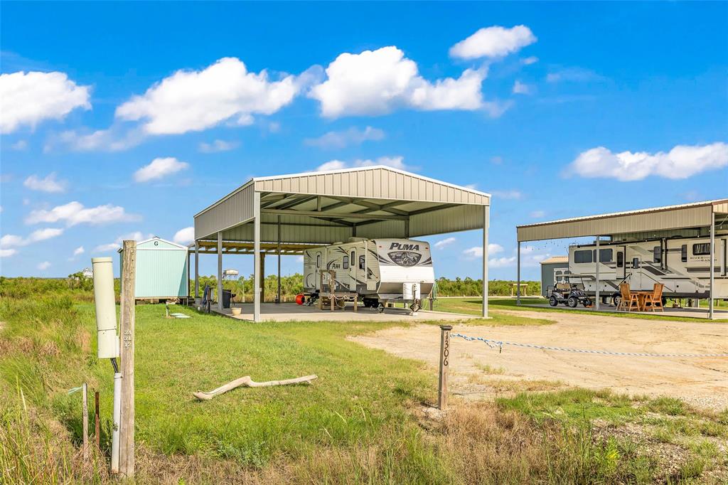 1306 Mabry Street, Gilchrist, Texas image 8