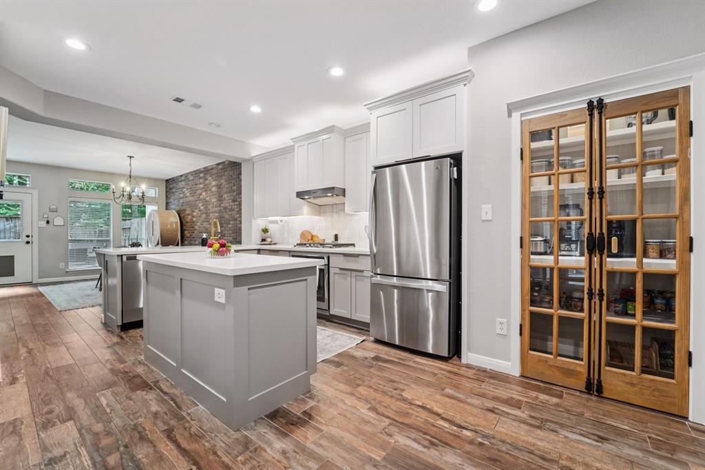 87 E Greenhill Terrace Place