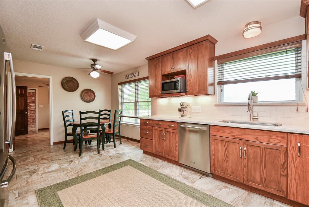 410 Cowhide Road, Simonton, Texas image 7