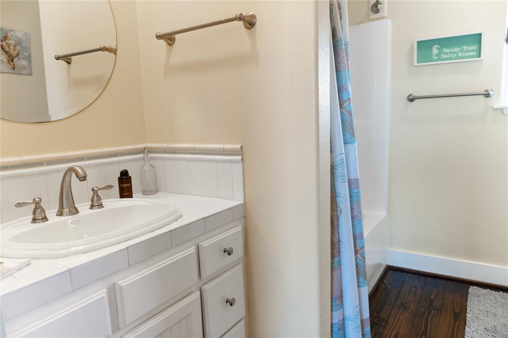 976 Bahama Drive, Crystal Beach, Texas image 24