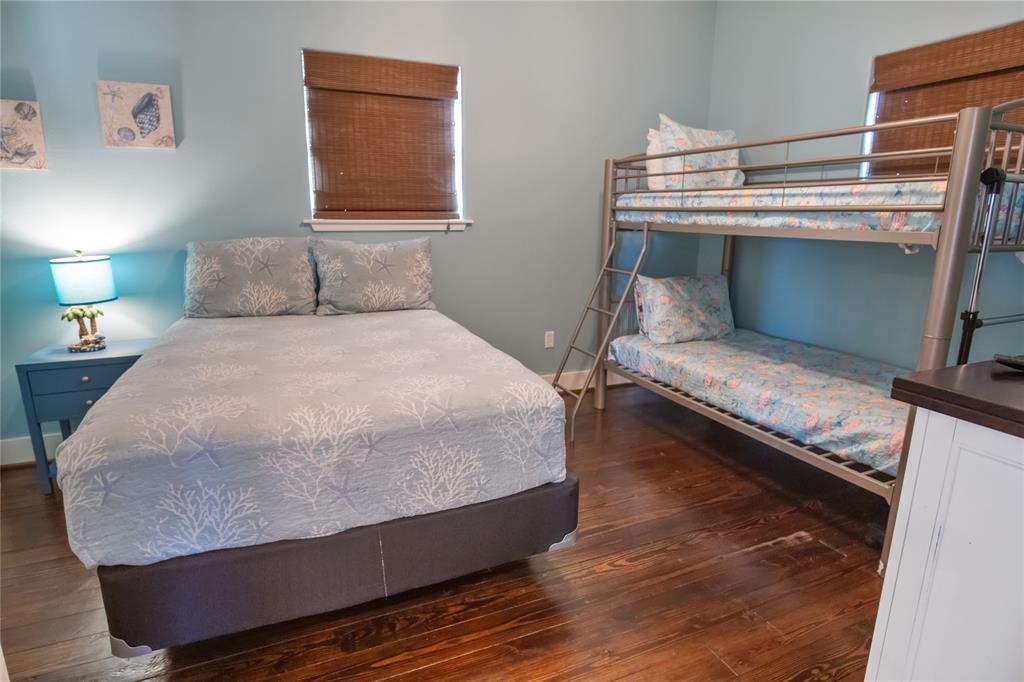976 Bahama Drive, Crystal Beach, Texas image 27