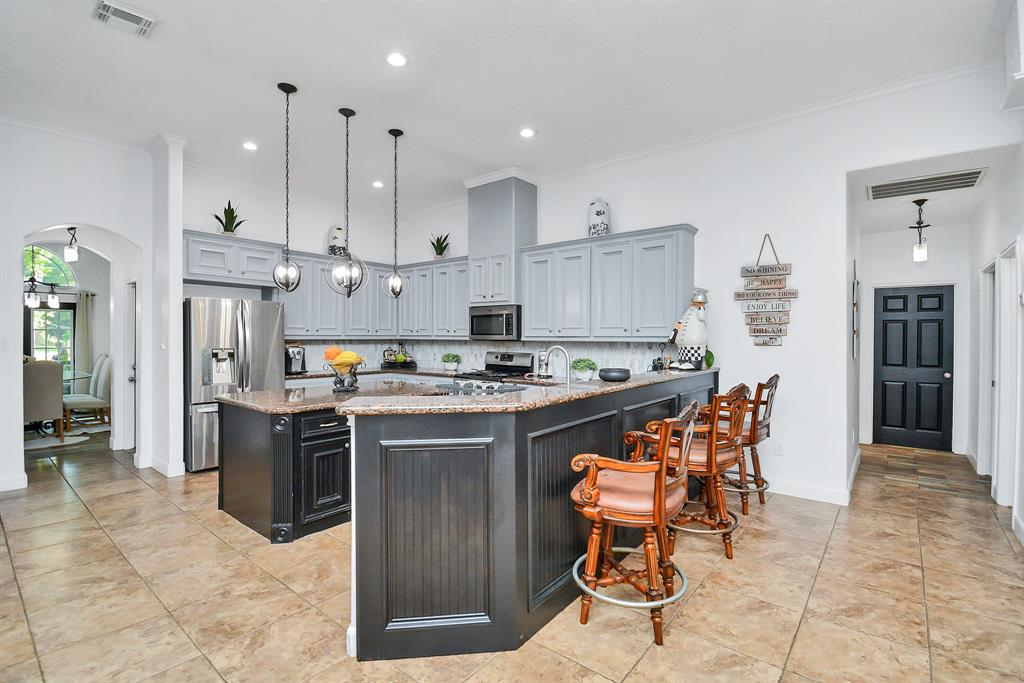 11943 White Oak Pass, Conroe, Texas image 25