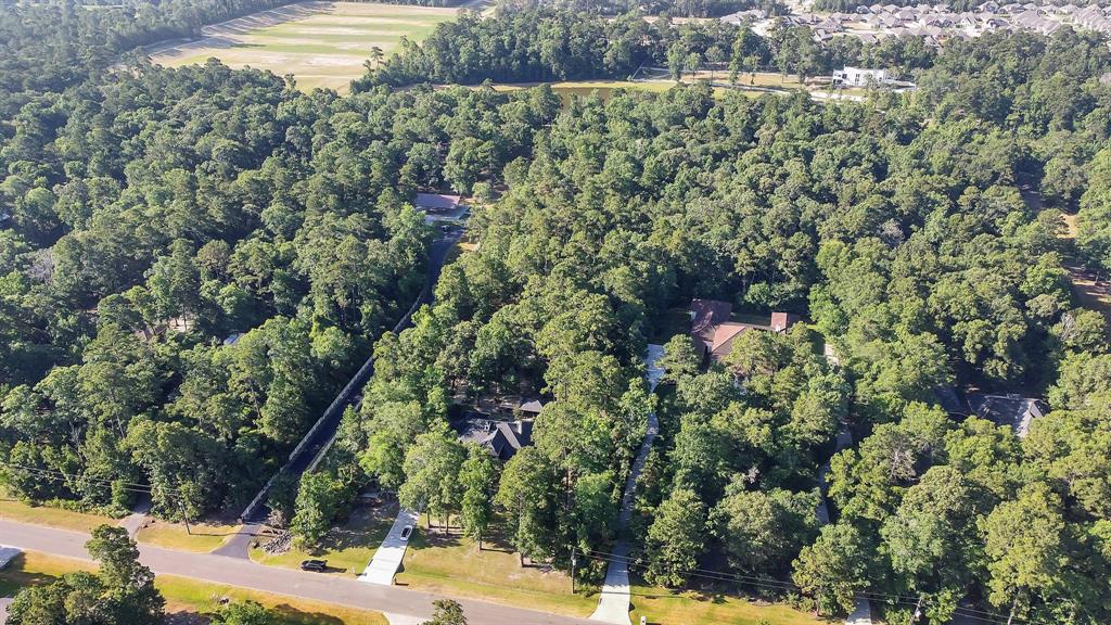 11943 White Oak Pass