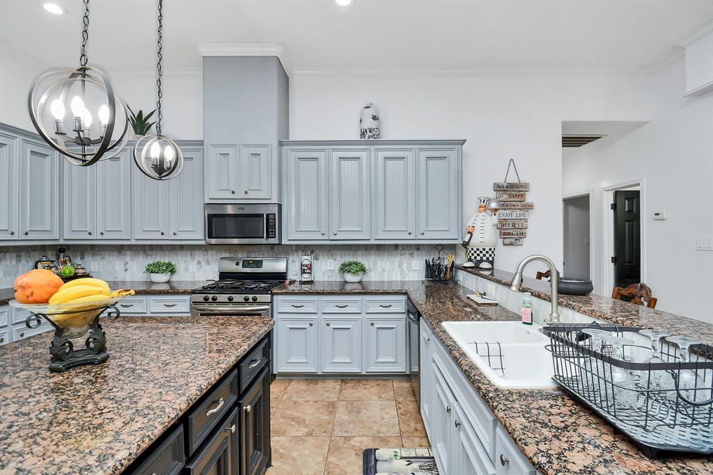 11943 White Oak Pass, Conroe, Texas image 27