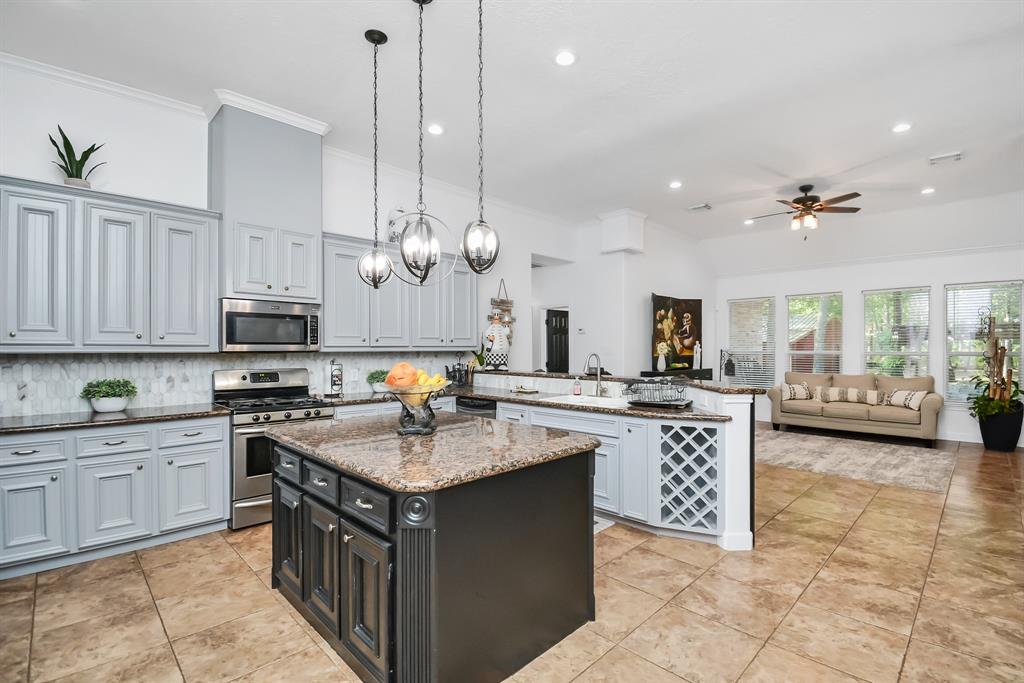 11943 White Oak Pass, Conroe, Texas image 28