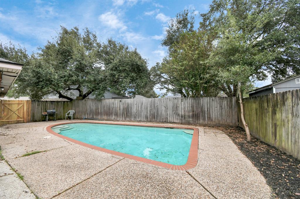 1207 Martingale Court, Crosby, Texas image 29
