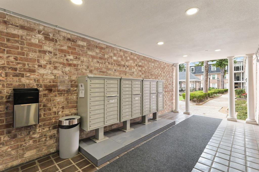 355 N Post Oak Lane #640, Houston, Texas image 20