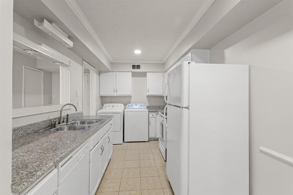 355 N Post Oak Lane #640, Houston, Texas image 9