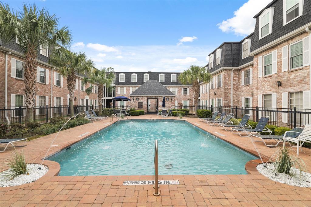 355 N Post Oak Lane #640, Houston, Texas image 1