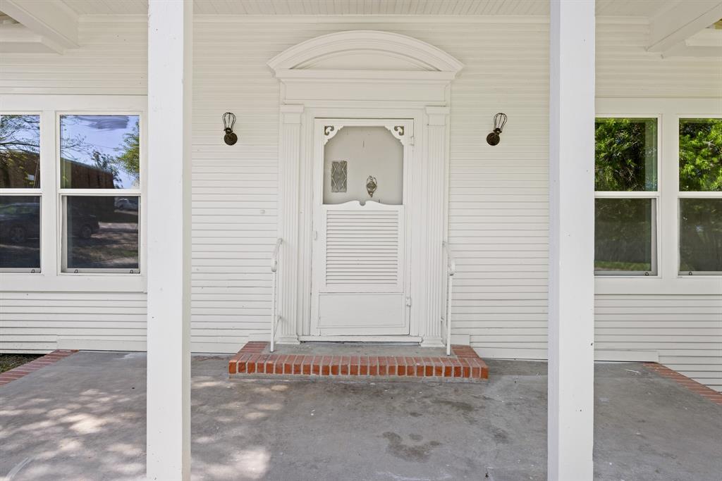223 E Buffington Avenue, Anderson, Texas image 3