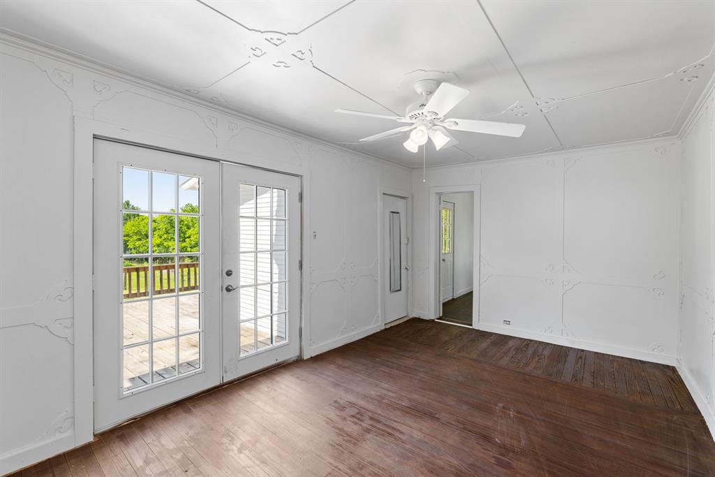 223 E Buffington Avenue, Anderson, Texas image 11