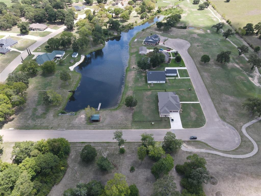 115 Birdie Drive, Hempstead, Texas image 13