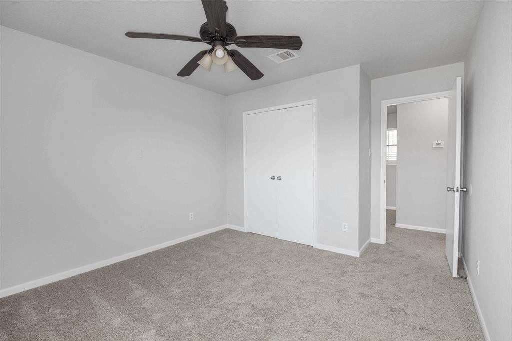 8111 Sanders Forest Court, Humble, Texas image 27