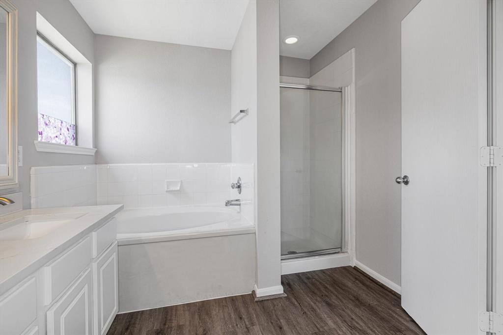 8111 Sanders Forest Court, Humble, Texas image 24