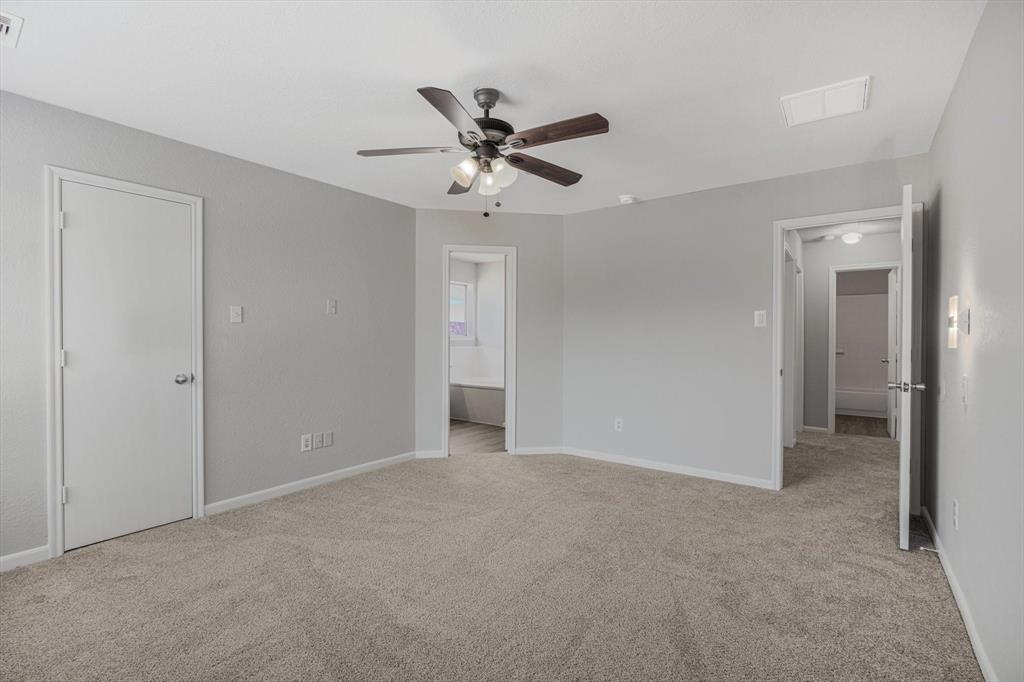 8111 Sanders Forest Court, Humble, Texas image 21