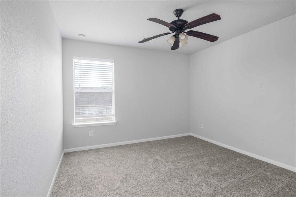 8111 Sanders Forest Court, Humble, Texas image 26