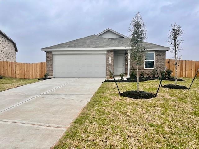 205 Texas Pecan Drive, Katy, Texas image 1