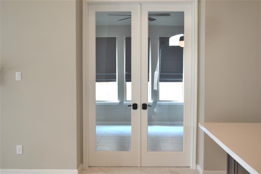 2721 Lakeside Shore Drive, League City, Texas image 10