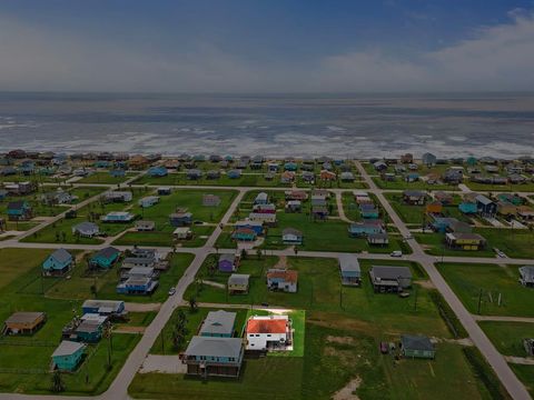 A home in Surfside Beach