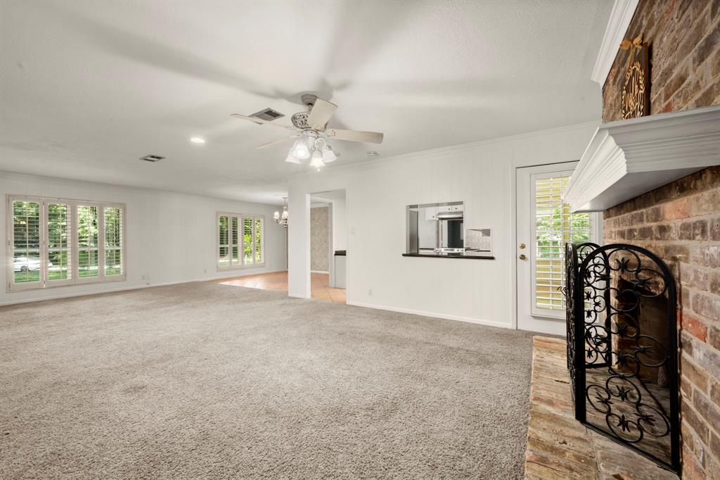 108 Hereford Drive, Conroe, Texas image 29